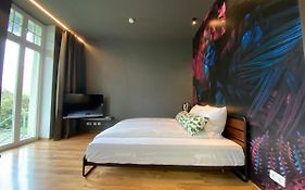 Tropisches Loft Mit Privatem Garten